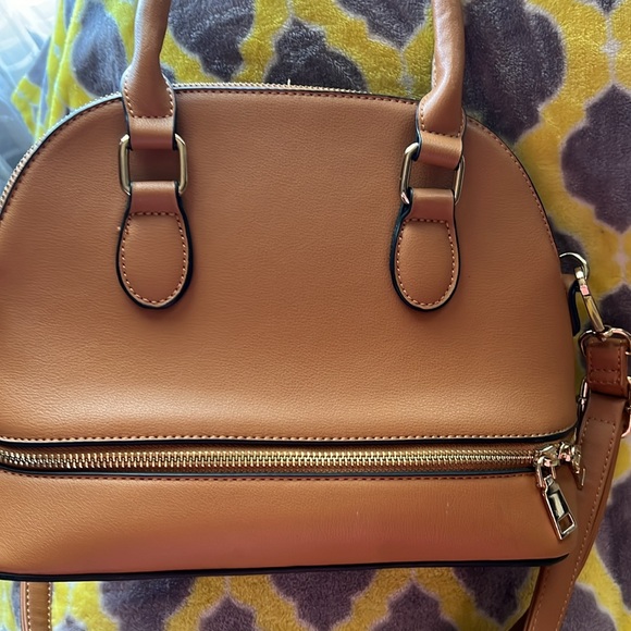 Handbag - Picture 4 of 7